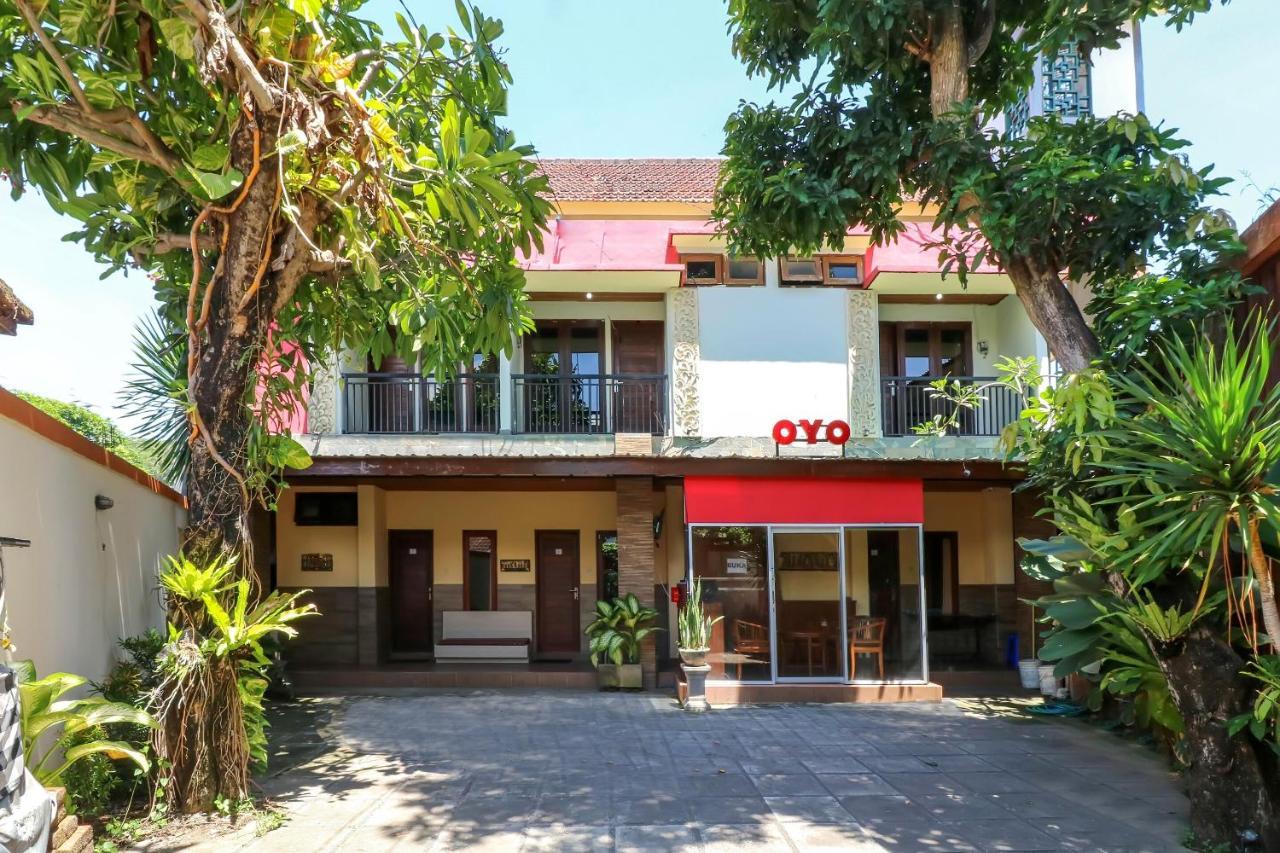 Oyo 2581 Ketut Smile Hotel Denpasar  Exterior photo