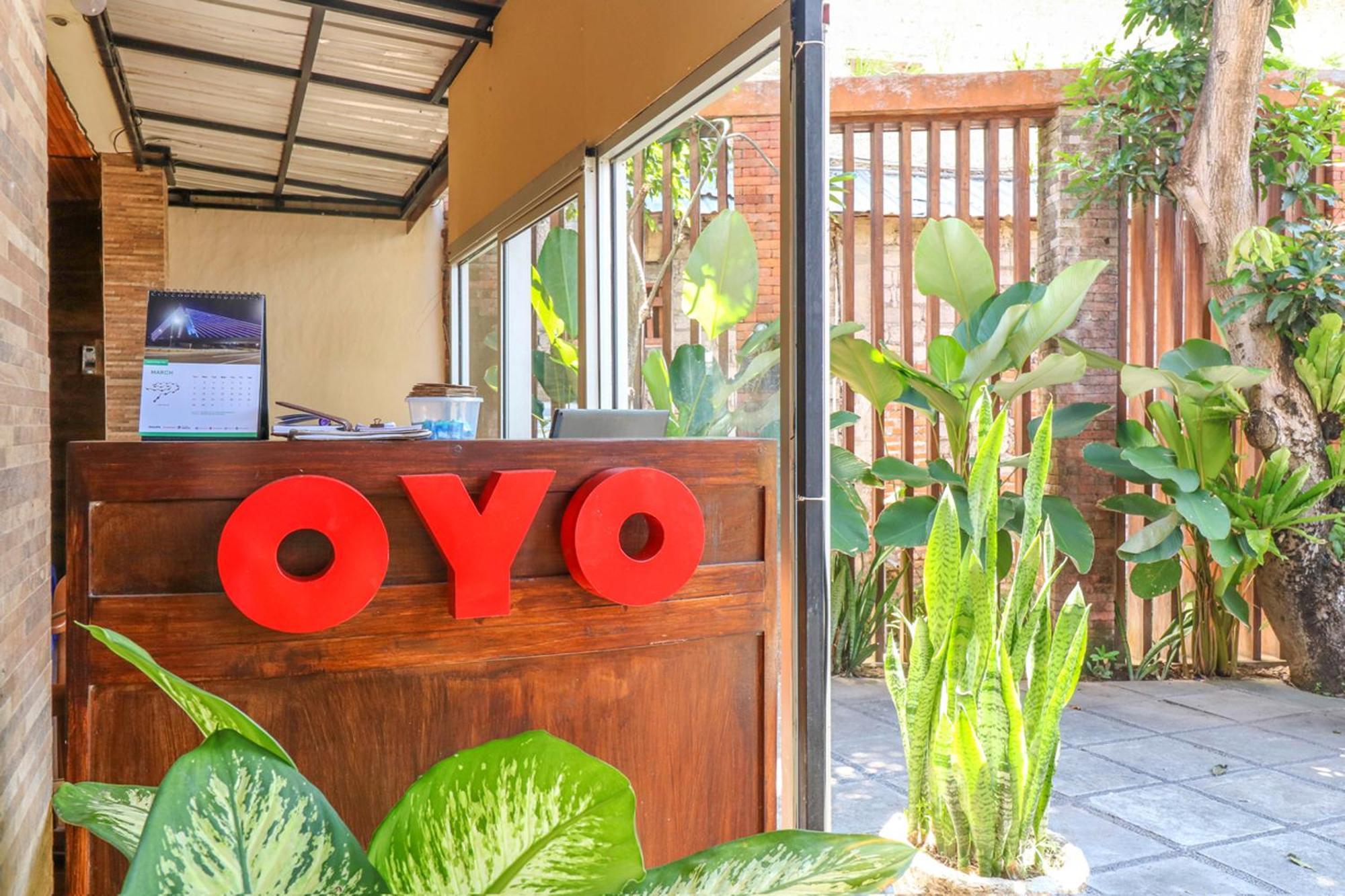 Oyo 2581 Ketut Smile Hotel Denpasar  Exterior photo